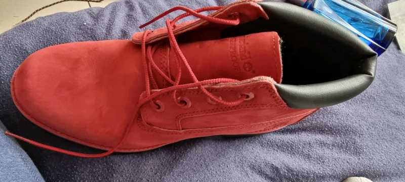 red timberland boots size 8